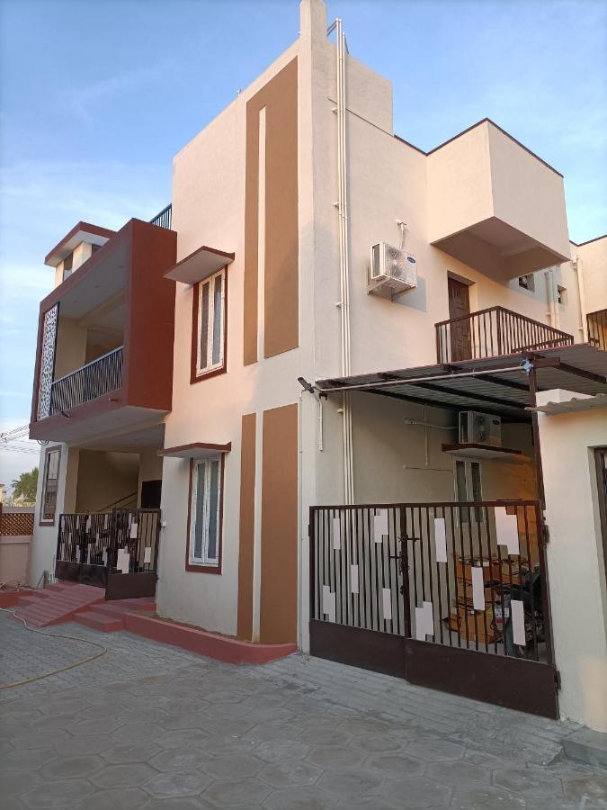 Doctor'S Homestay Tiruvannamalai Bagian luar foto