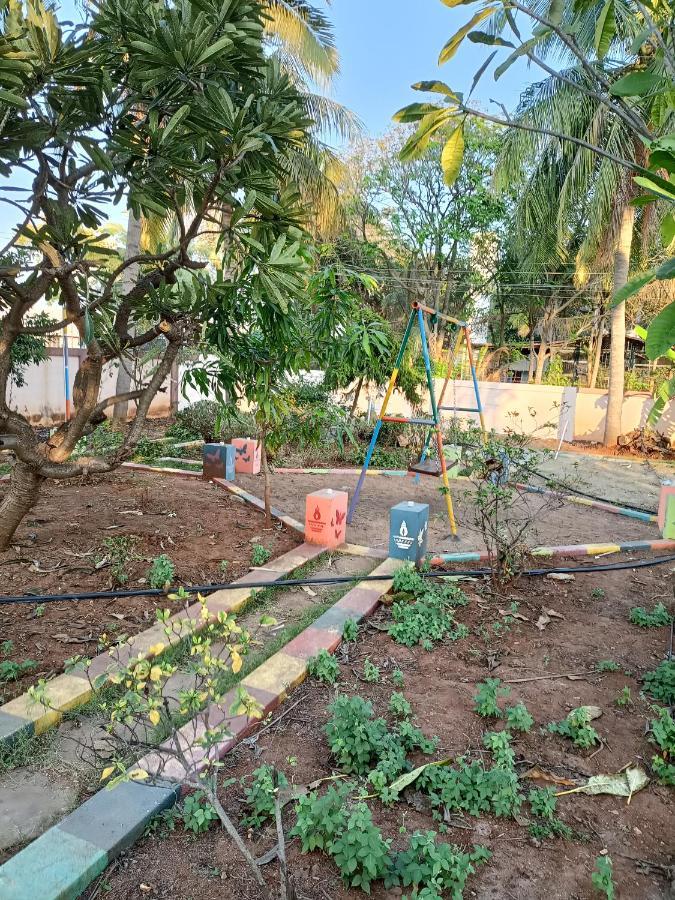 Doctor'S Homestay Tiruvannamalai Bagian luar foto