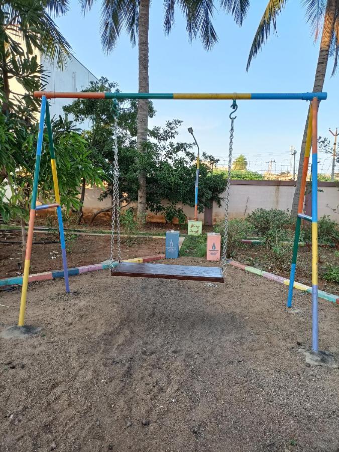 Doctor'S Homestay Tiruvannamalai Bagian luar foto